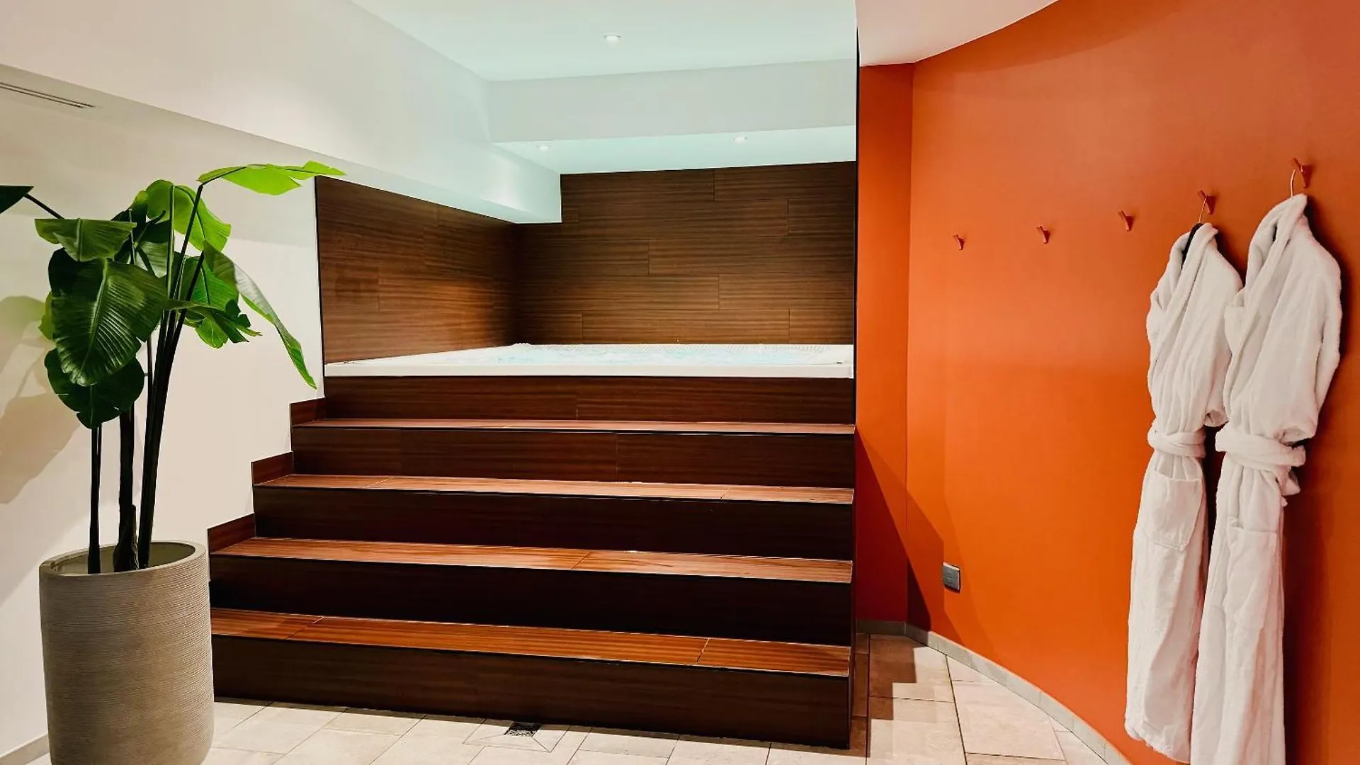 ***  Urban Hotel & Spa Aix-Les-Bains - BW Signature Collection France